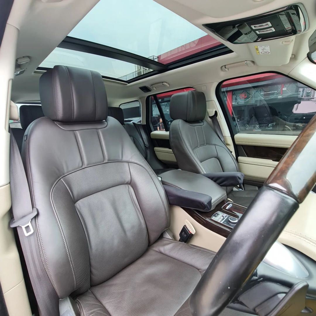 2018 Land Rover Range Rover Sport  3.0 Autobiography Dynamic 2018 Land Rover Range Rover Sport  3.0 Autobiography Dynamic