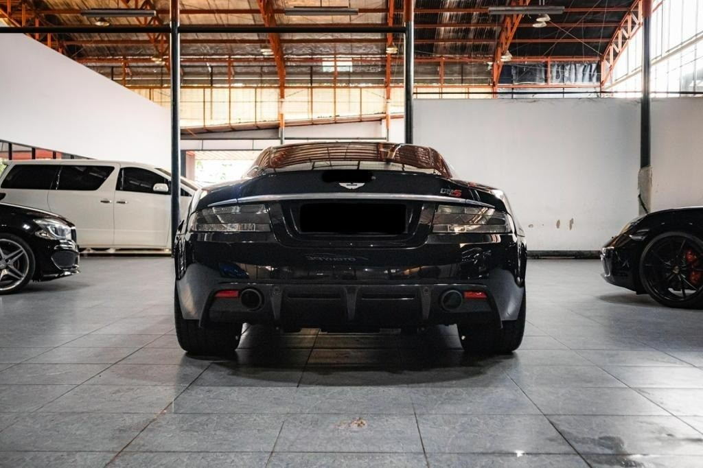 2012 Aston Martin DB9 Coupe 2012 Aston Martin DB9 Coupe