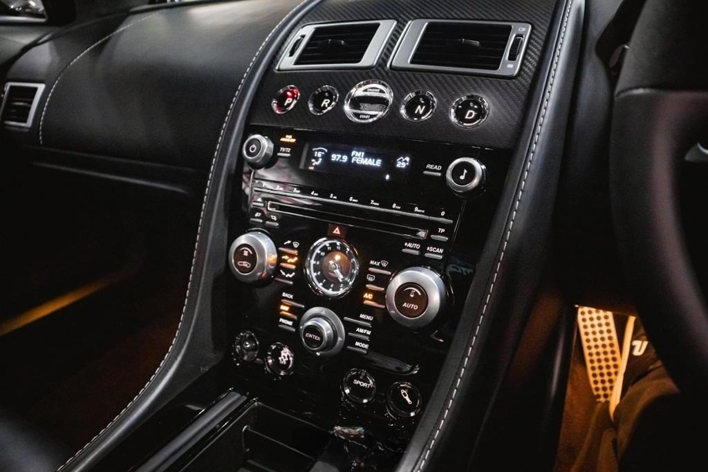 2012 Aston Martin DB9 Coupe 2012 Aston Martin DB9 Coupe