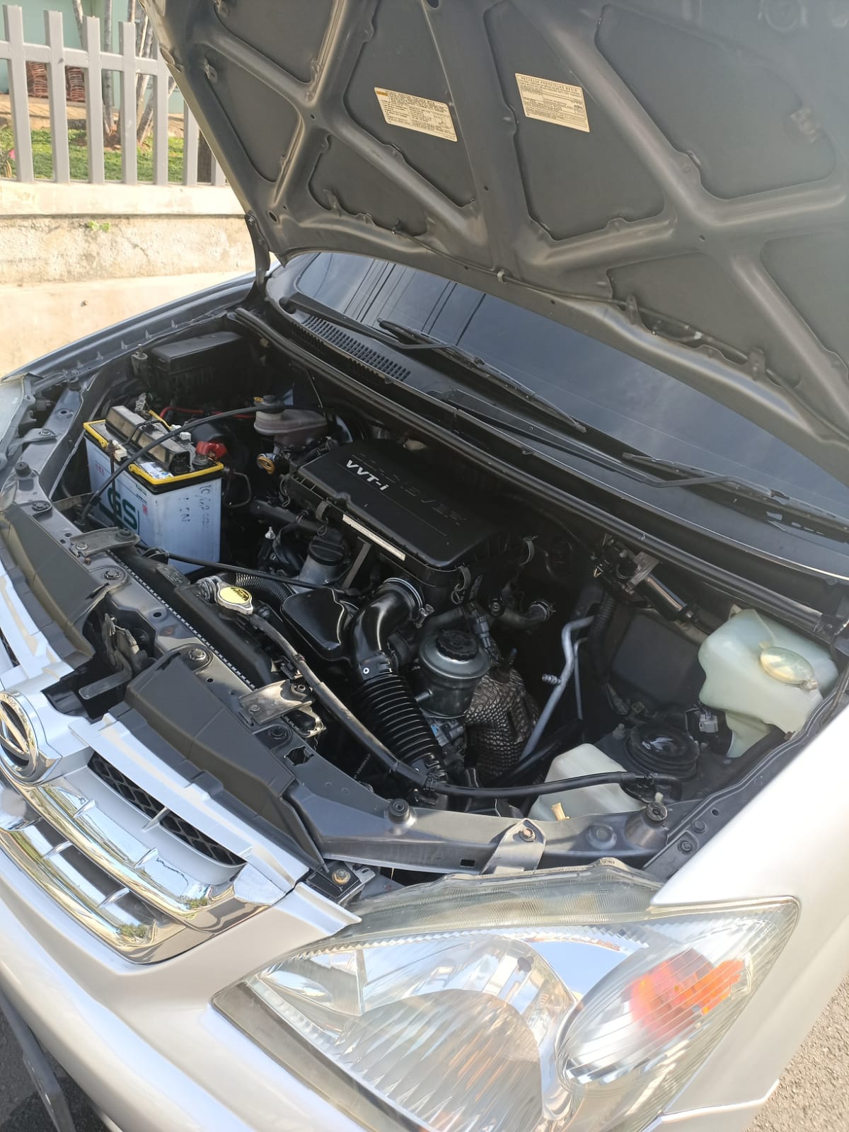 2011 Daihatsu Xenia 2011 Daihatsu Xenia