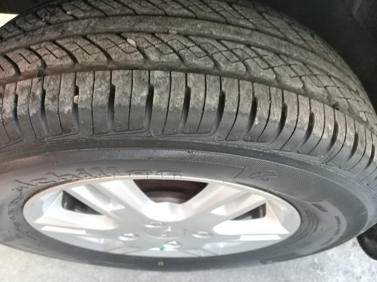 2011 Daihatsu Xenia 2011 Daihatsu Xenia