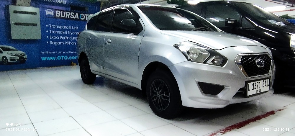 Harga OTR Datsun GO + di Surabaya - Simulasi Kredit & Cicilan | Oto