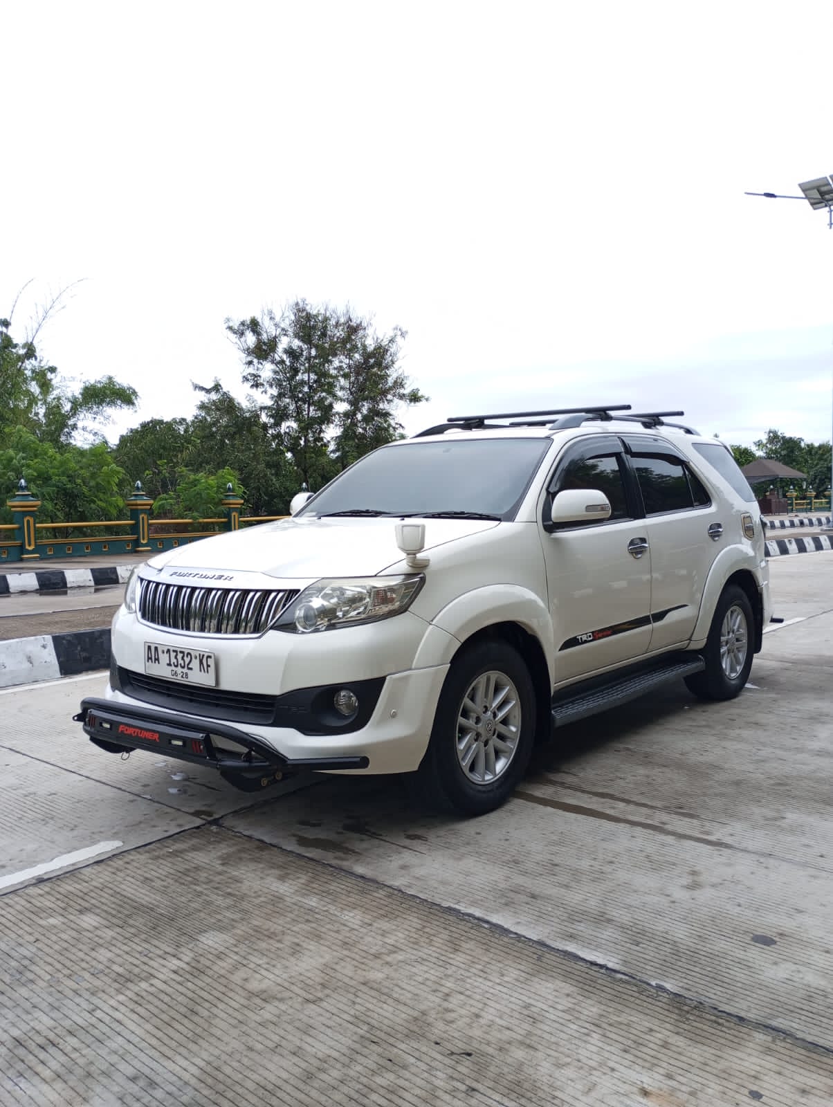 2012 Toyota Fortuner  2.5 G A/T TRD LTD DIESEL 2012 Toyota Fortuner  2.5 G A/T TRD LTD DIESEL