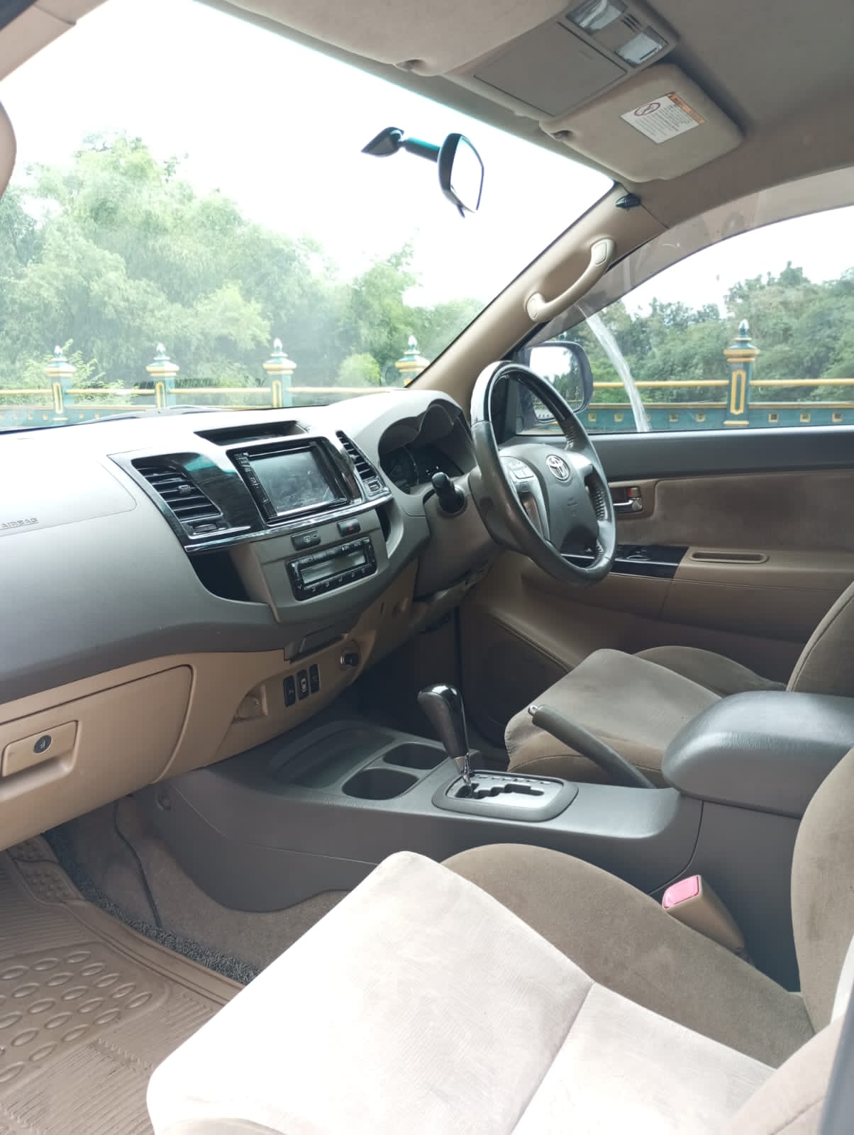 2012 Toyota Fortuner  2.5 G A/T TRD LTD DIESEL 2012 Toyota Fortuner  2.5 G A/T TRD LTD DIESEL