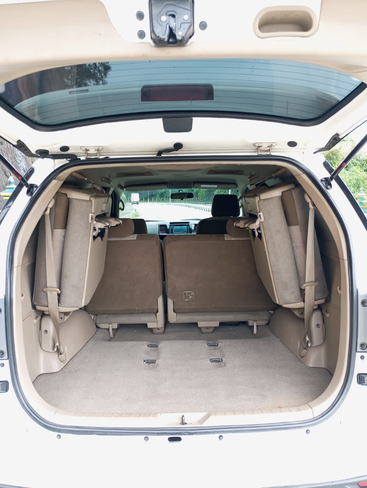 2012 Toyota Fortuner  2.5 G A/T TRD LTD DIESEL 2012 Toyota Fortuner  2.5 G A/T TRD LTD DIESEL