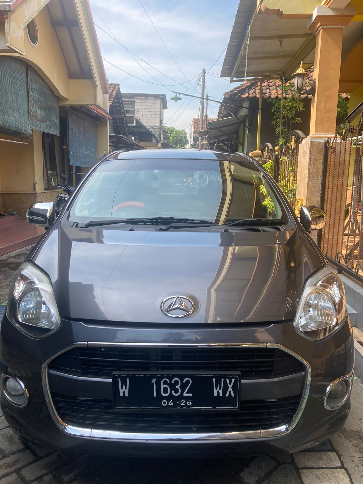 2016 Daihatsu Ayla  Bekas 2016 Daihatsu Ayla  Bekas