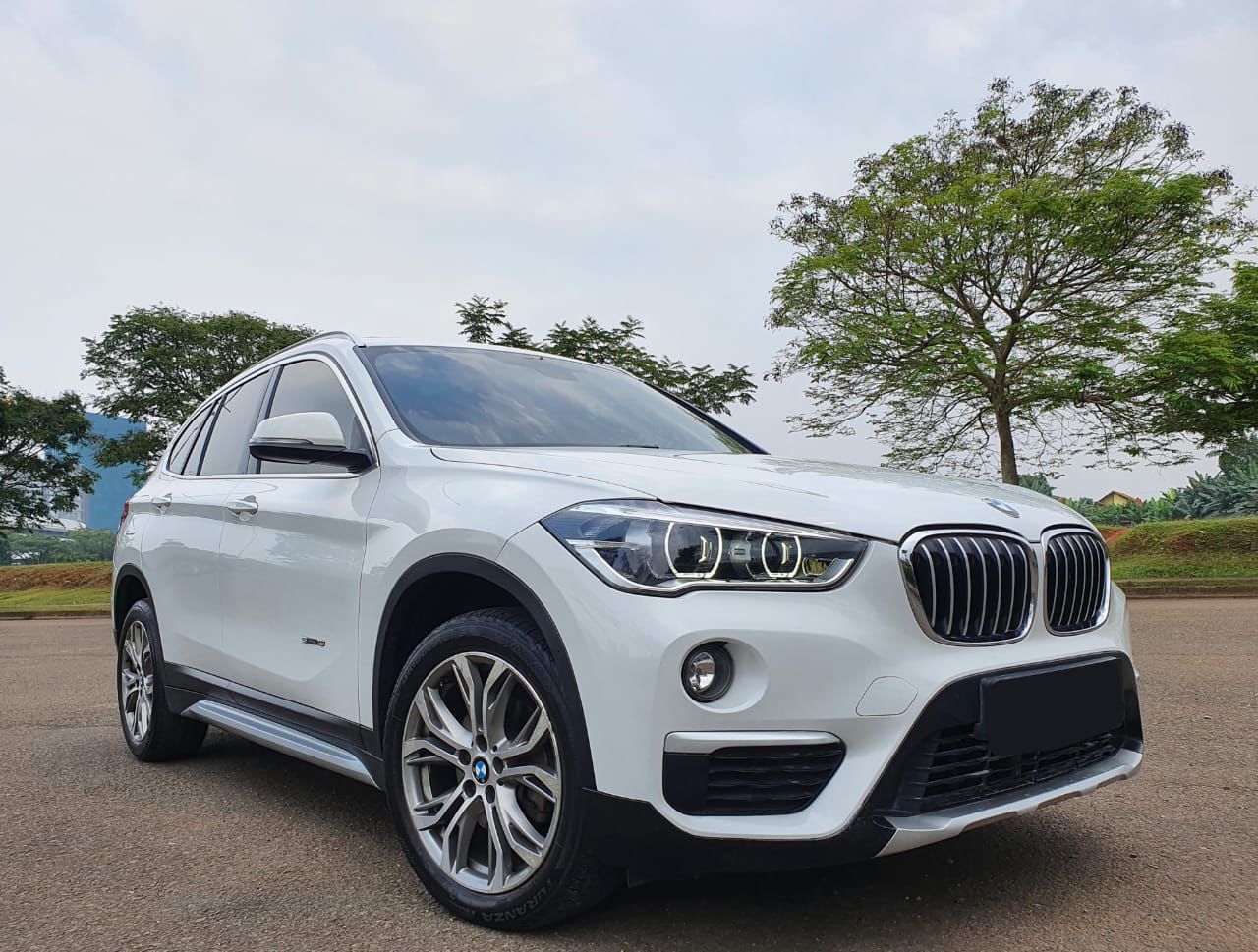 2016 BMW X1  sDrive18i xLine 2016 BMW X1  sDrive18i xLine