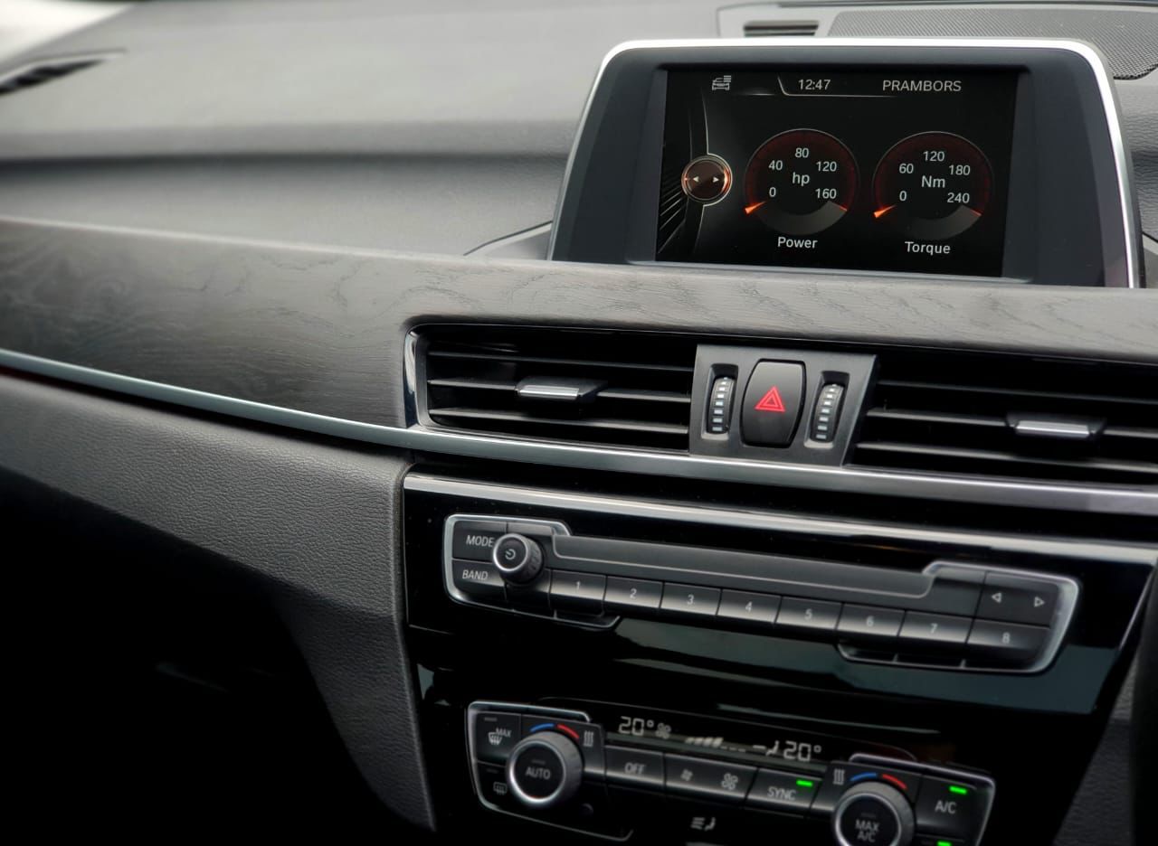 2016 BMW X1  sDrive18i xLine 2016 BMW X1  sDrive18i xLine