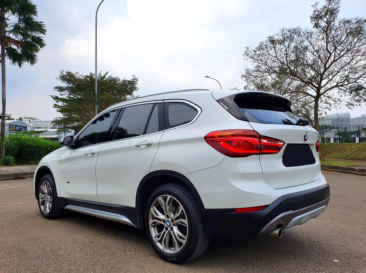 2016 BMW X1  sDrive18i xLine 2016 BMW X1  sDrive18i xLine