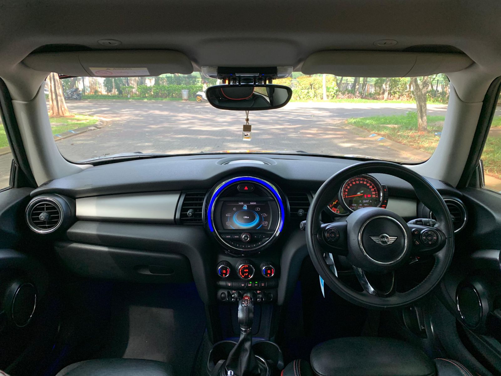 2015 MINI 3-Door  S F56 2015 MINI 3-Door  S F56