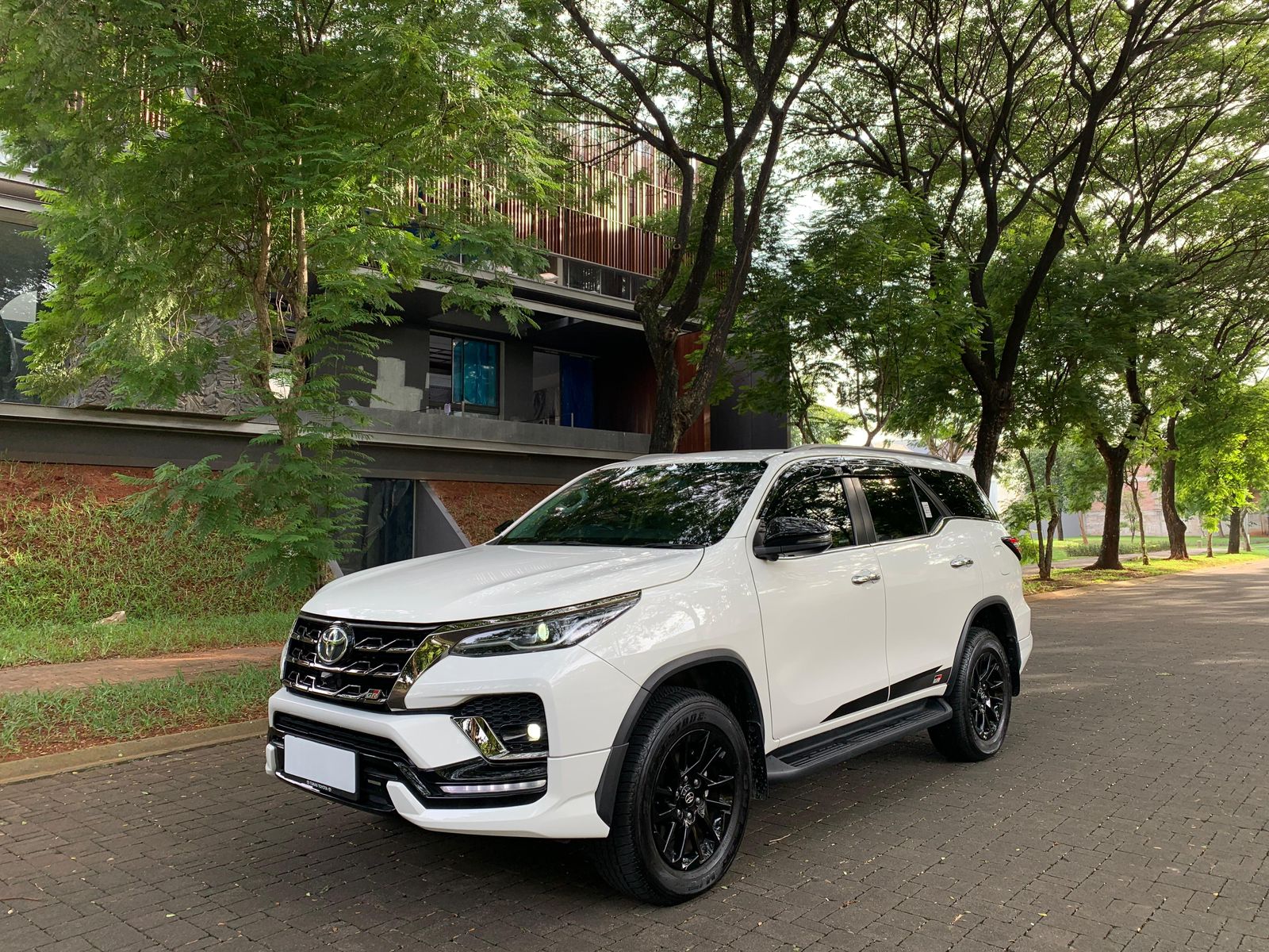 2023 Toyota Fortuner 2023 Toyota Fortuner