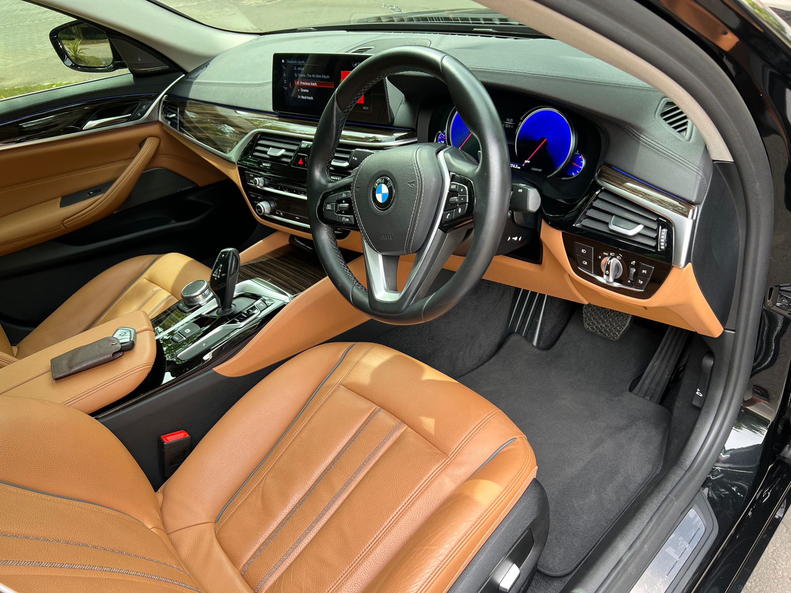 2019 BMW 5 Series Sedan  530i Luxury 2019 BMW 5 Series Sedan  530i Luxury