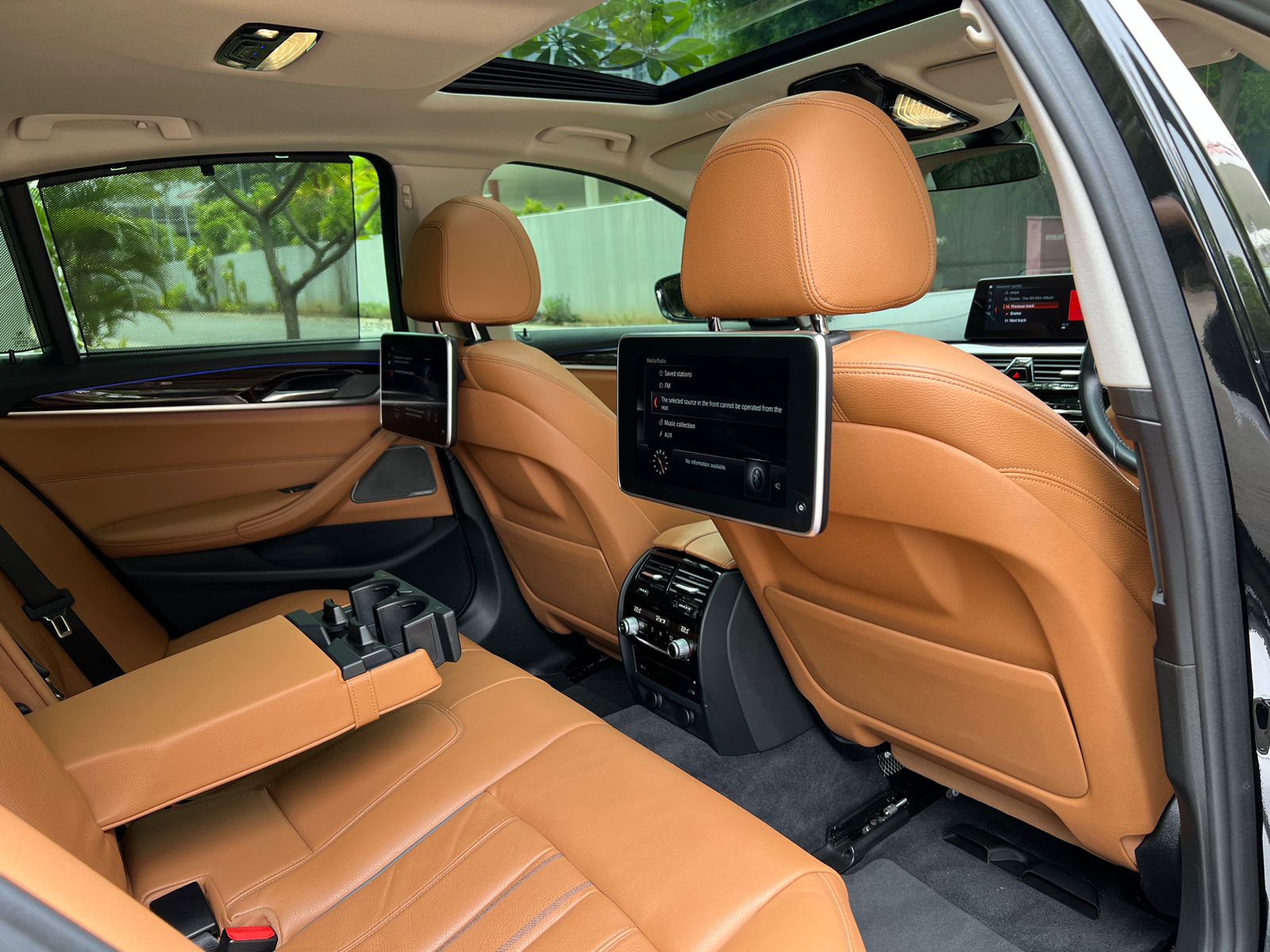 2019 BMW 5 Series Sedan  530i Luxury 2019 BMW 5 Series Sedan  530i Luxury