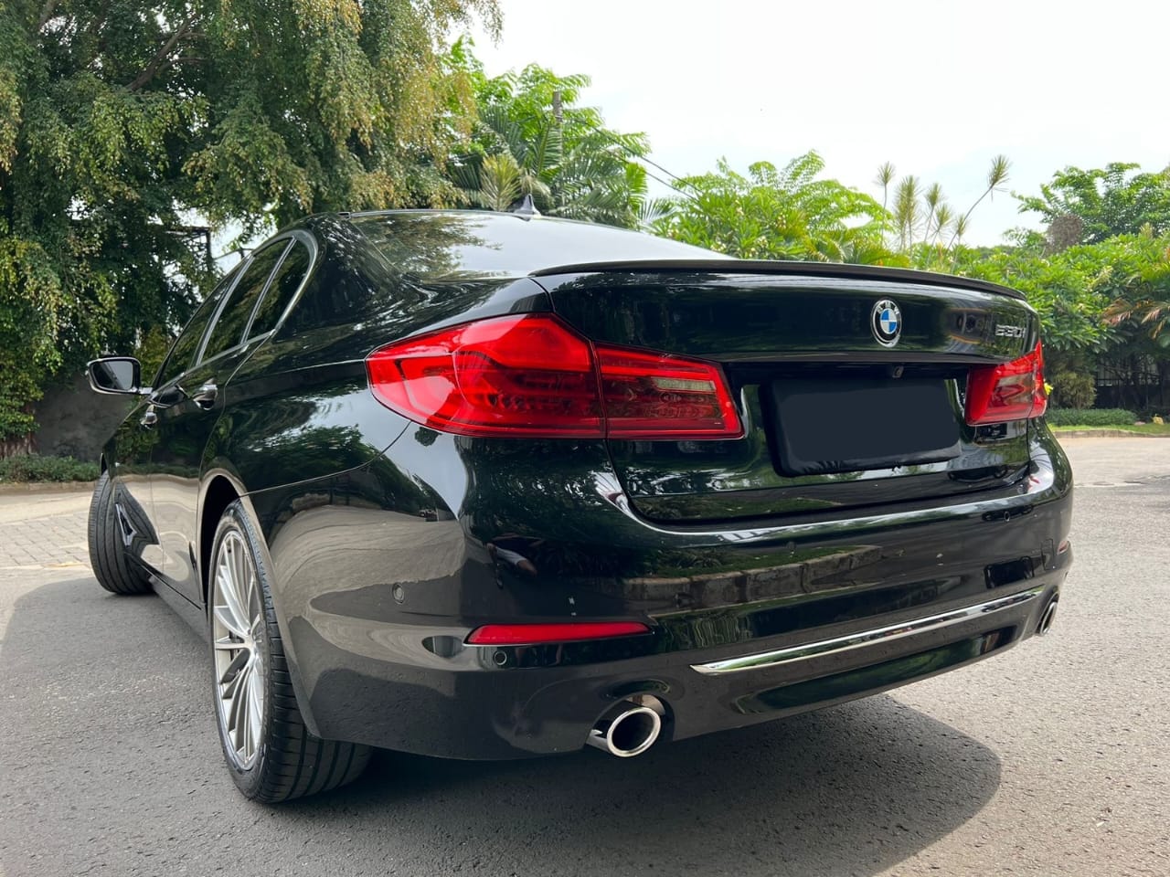 2019 BMW 5 Series Sedan  530i Luxury 2019 BMW 5 Series Sedan  530i Luxury