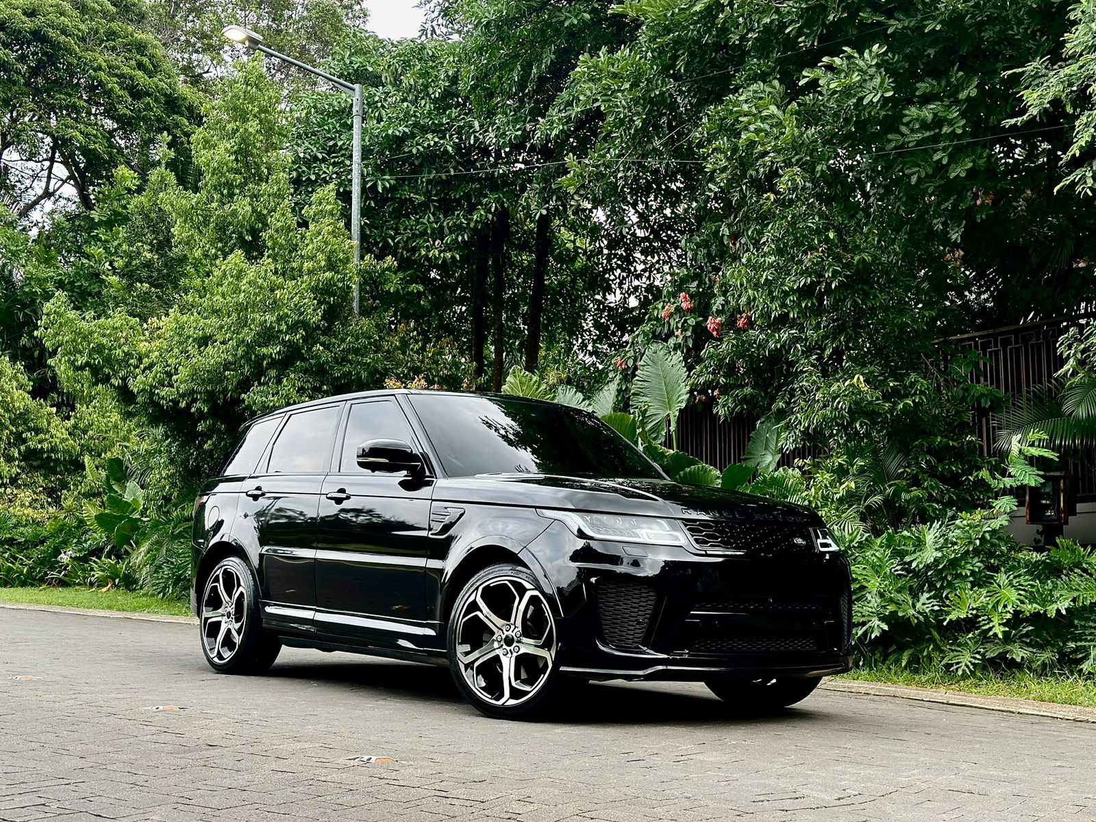 2014 Land Rover Range Rover Sport 2014 Land Rover Range Rover Sport