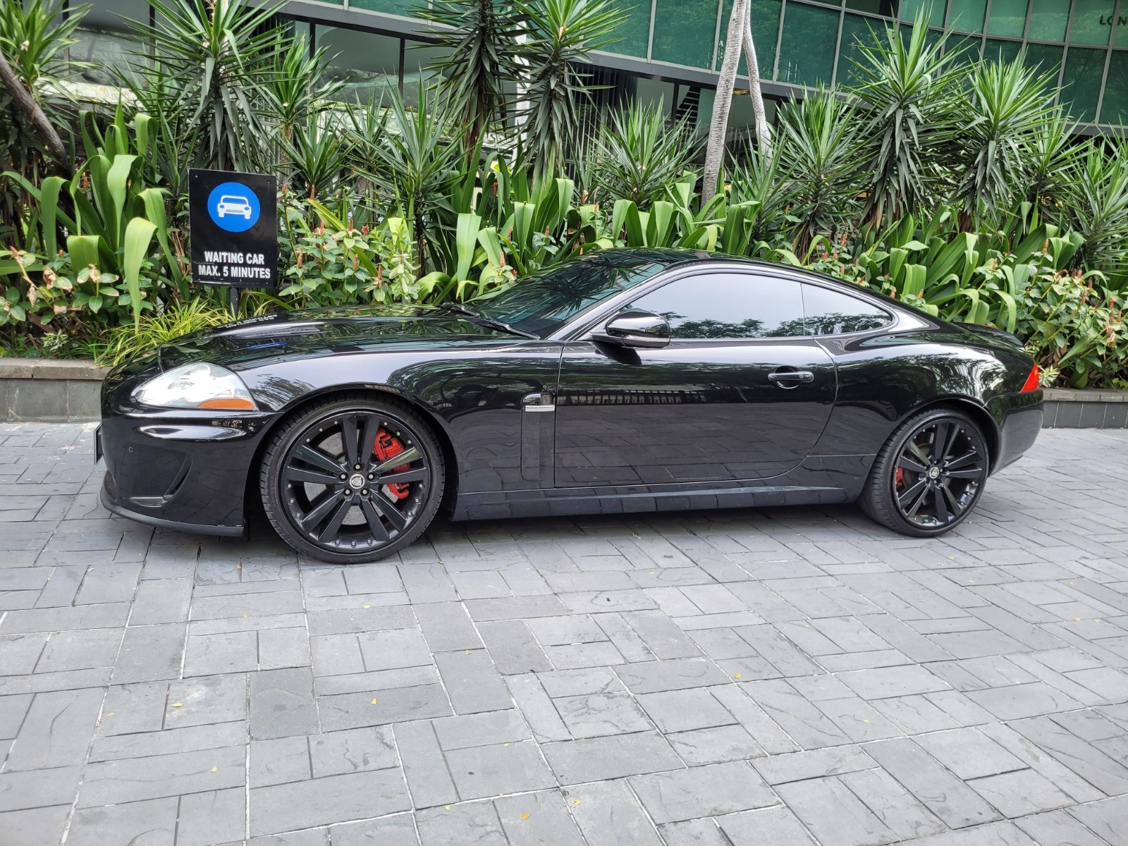 2011 Jaguar XKR Coupe 5.0 LITRE V8 510 SUPERCHARGED PETROL 2011 Jaguar XKR Coupe 5.0 LITRE V8 510 SUPERCHARGED PETROL