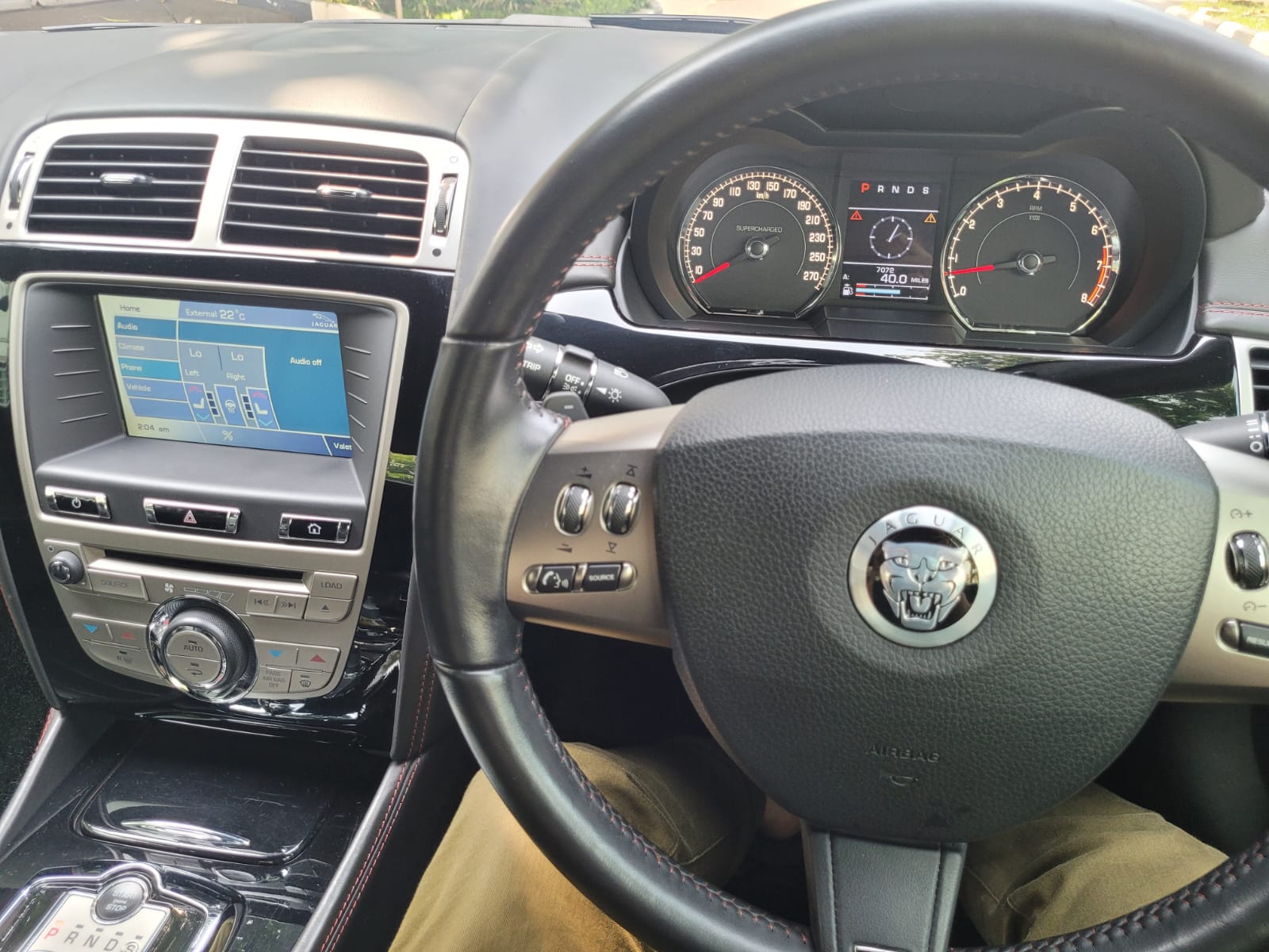 2011 Jaguar XKR Coupe 5.0 LITRE V8 510 SUPERCHARGED PETROL 2011 Jaguar XKR Coupe 5.0 LITRE V8 510 SUPERCHARGED PETROL