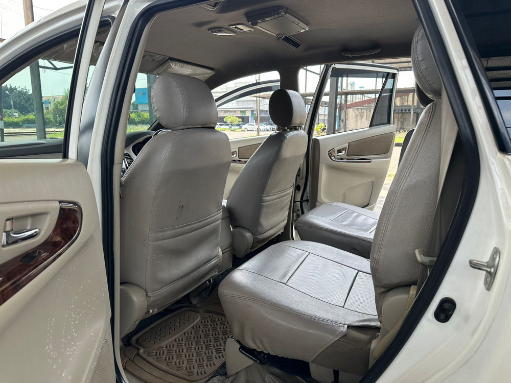 2013 Toyota Kijang Innova 2013 Toyota Kijang Innova