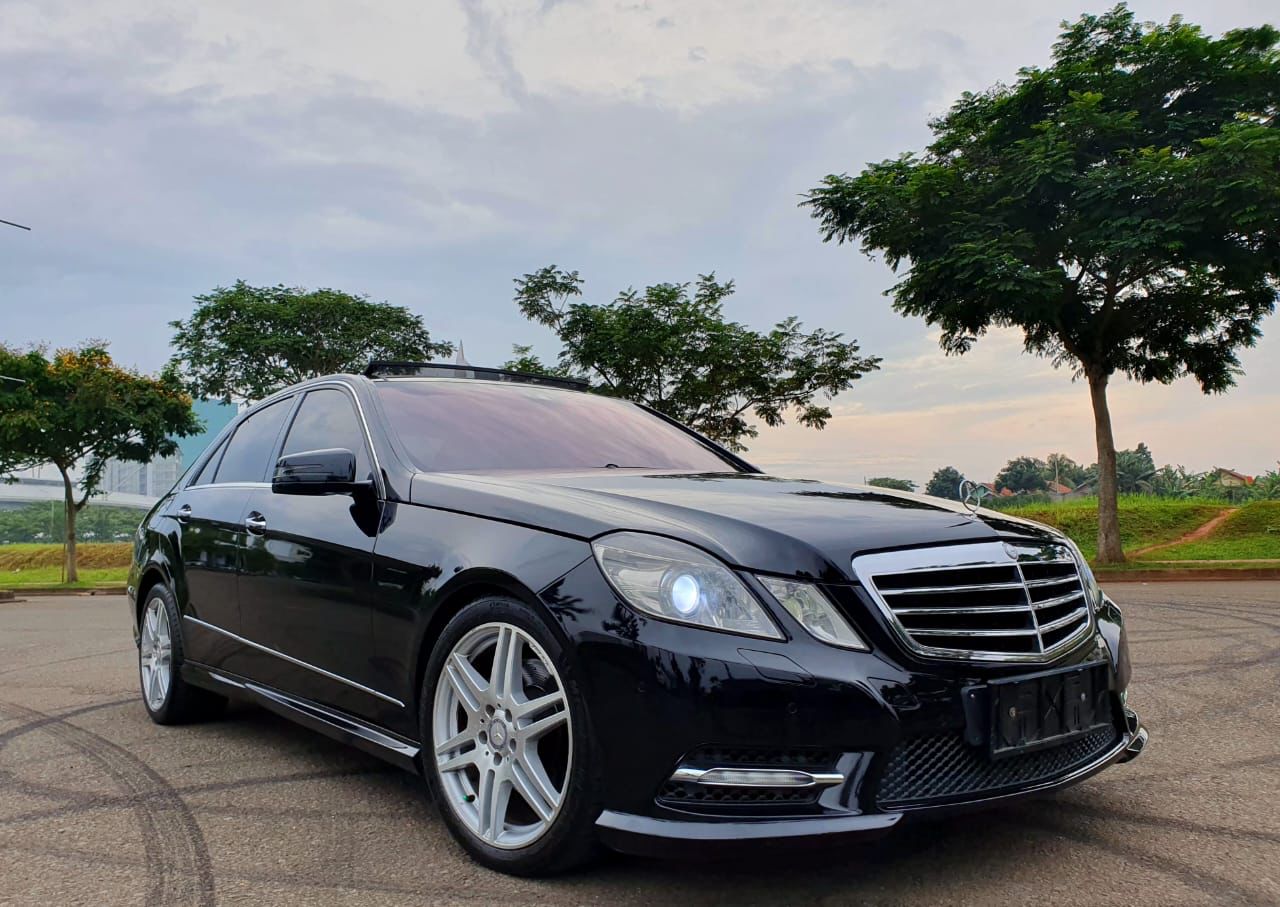 2012 Mercedes Benz E-Class 2012 Mercedes Benz E-Class