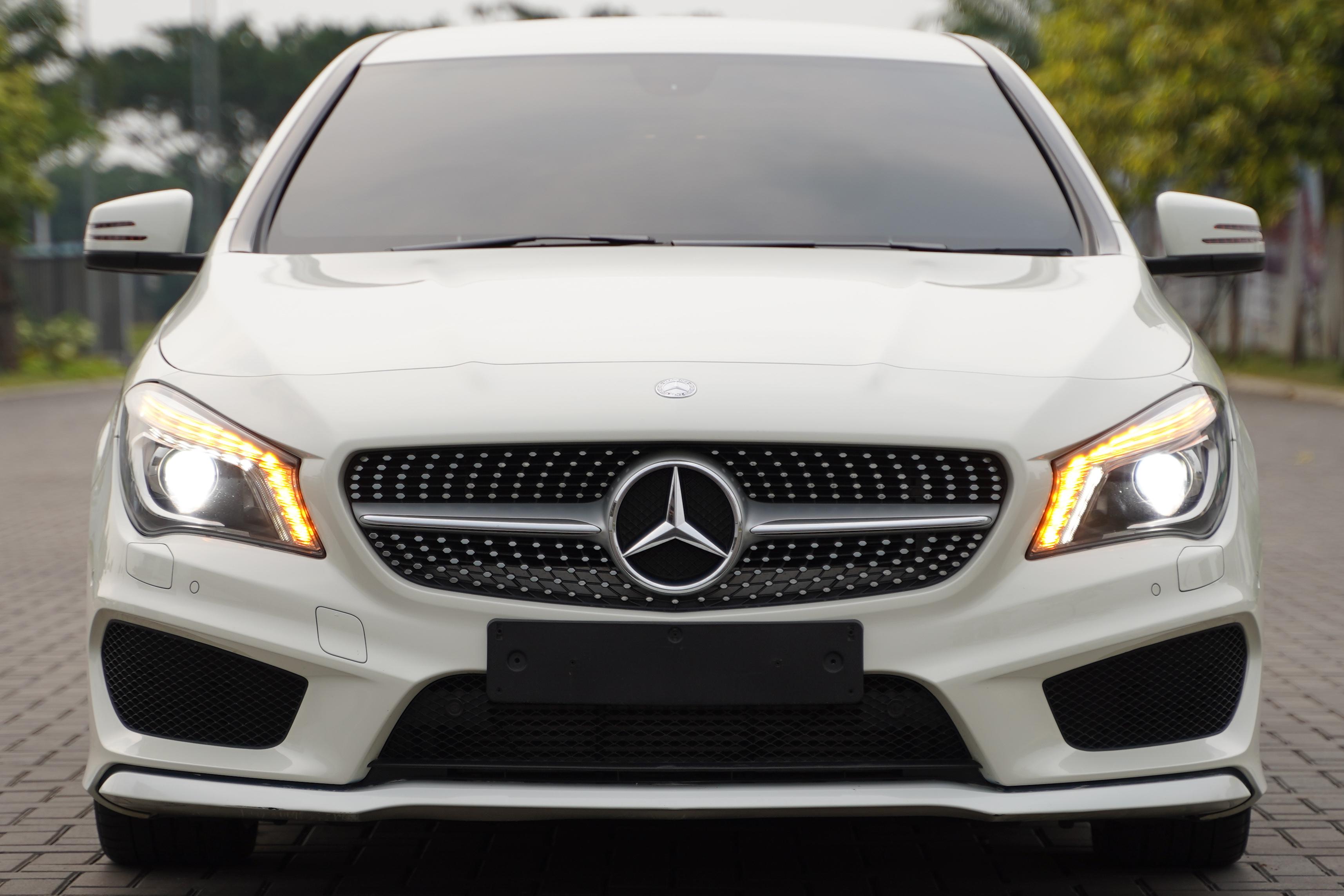 2014 Mercedes Benz CLA-Class  200 AMG Line 2014 Mercedes Benz CLA-Class  200 AMG Line