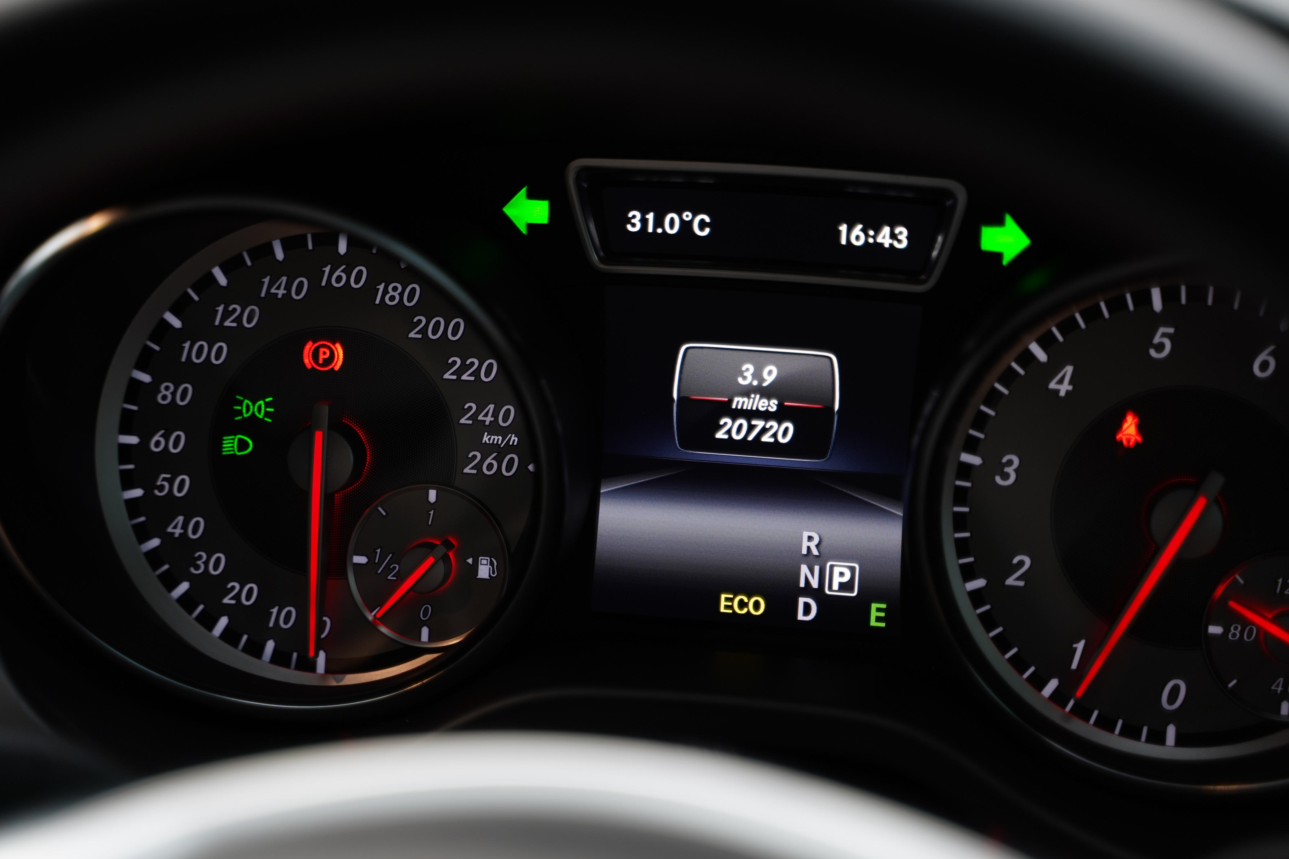 2014 Mercedes Benz CLA-Class  200 AMG Line 2014 Mercedes Benz CLA-Class  200 AMG Line