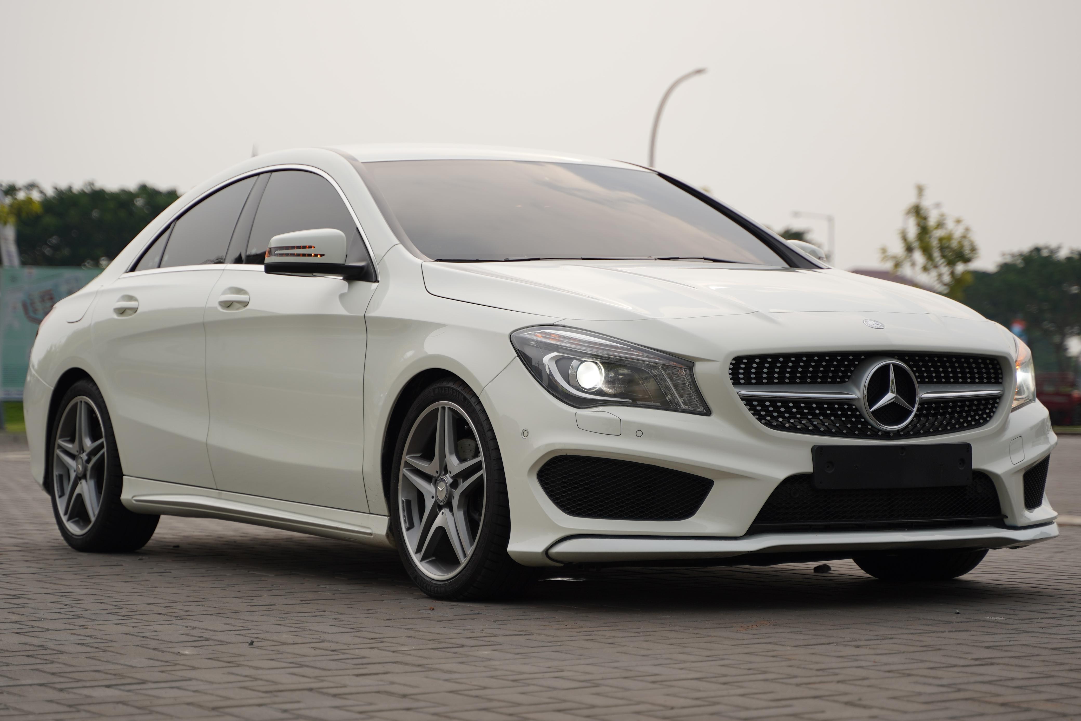 2014 Mercedes Benz CLA-Class  200 AMG Line 2014 Mercedes Benz CLA-Class  200 AMG Line