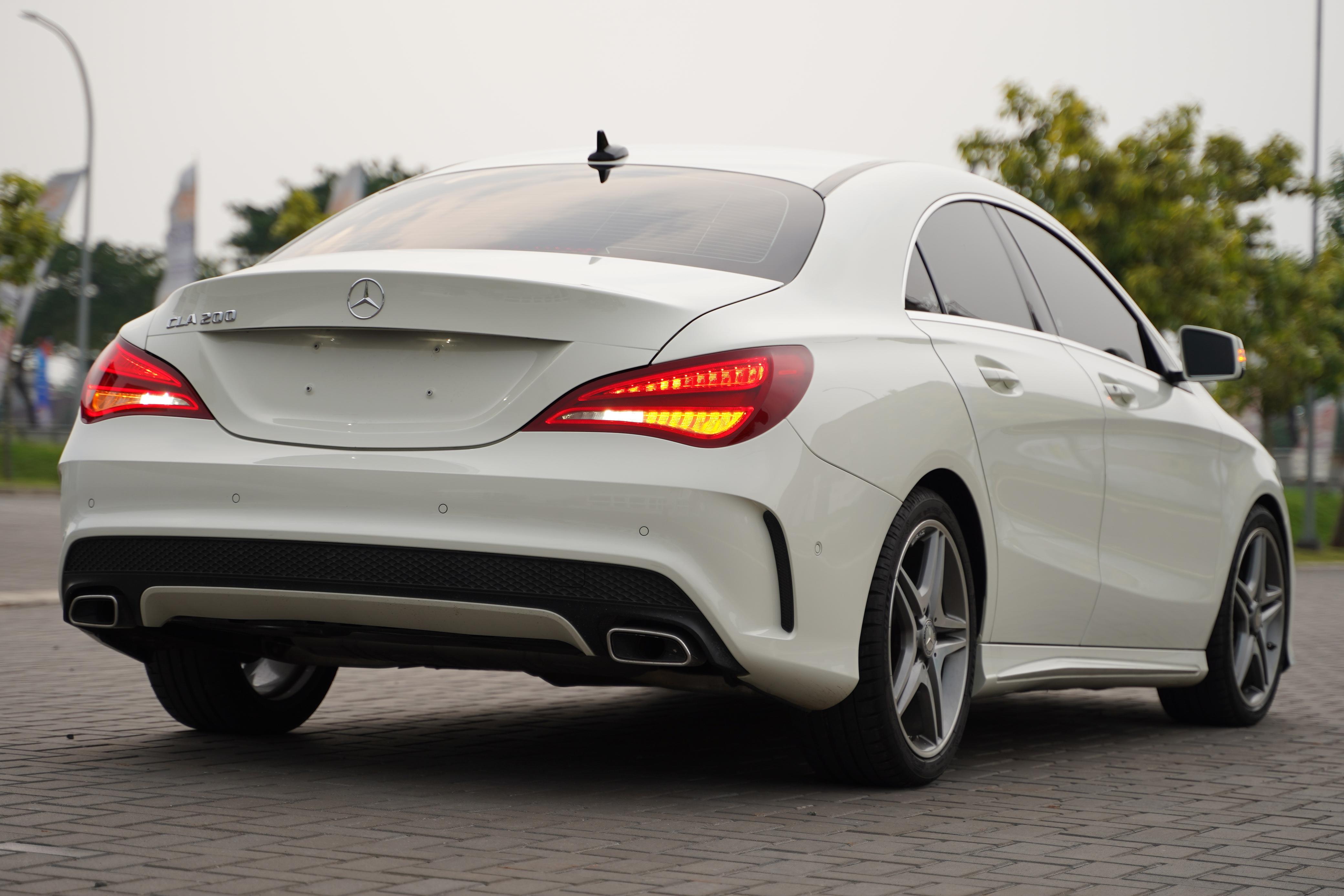 2014 Mercedes Benz CLA-Class  200 AMG Line 2014 Mercedes Benz CLA-Class  200 AMG Line