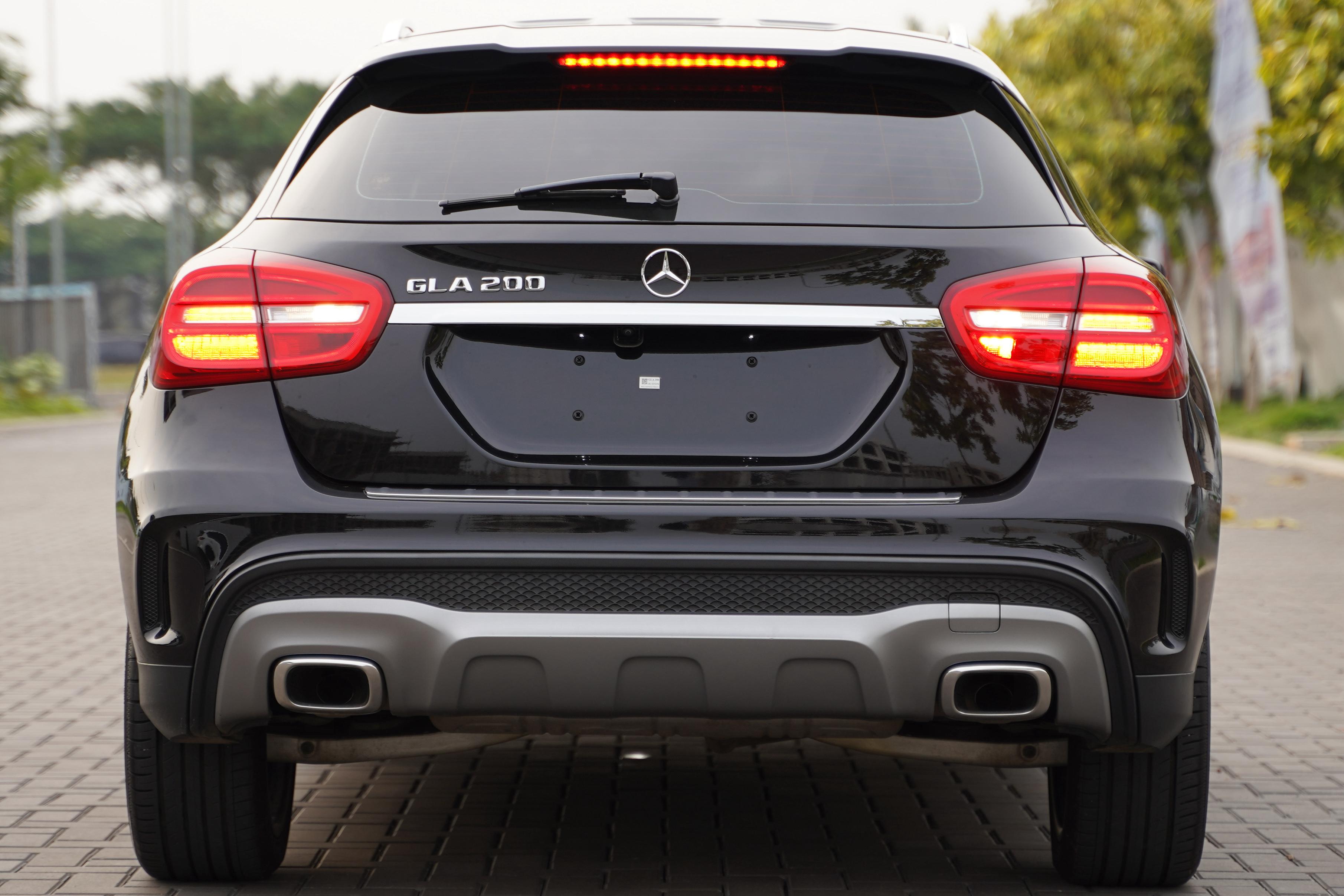 2015 Mercedes Benz GLA 200 AMG 2015 Mercedes Benz GLA 200 AMG