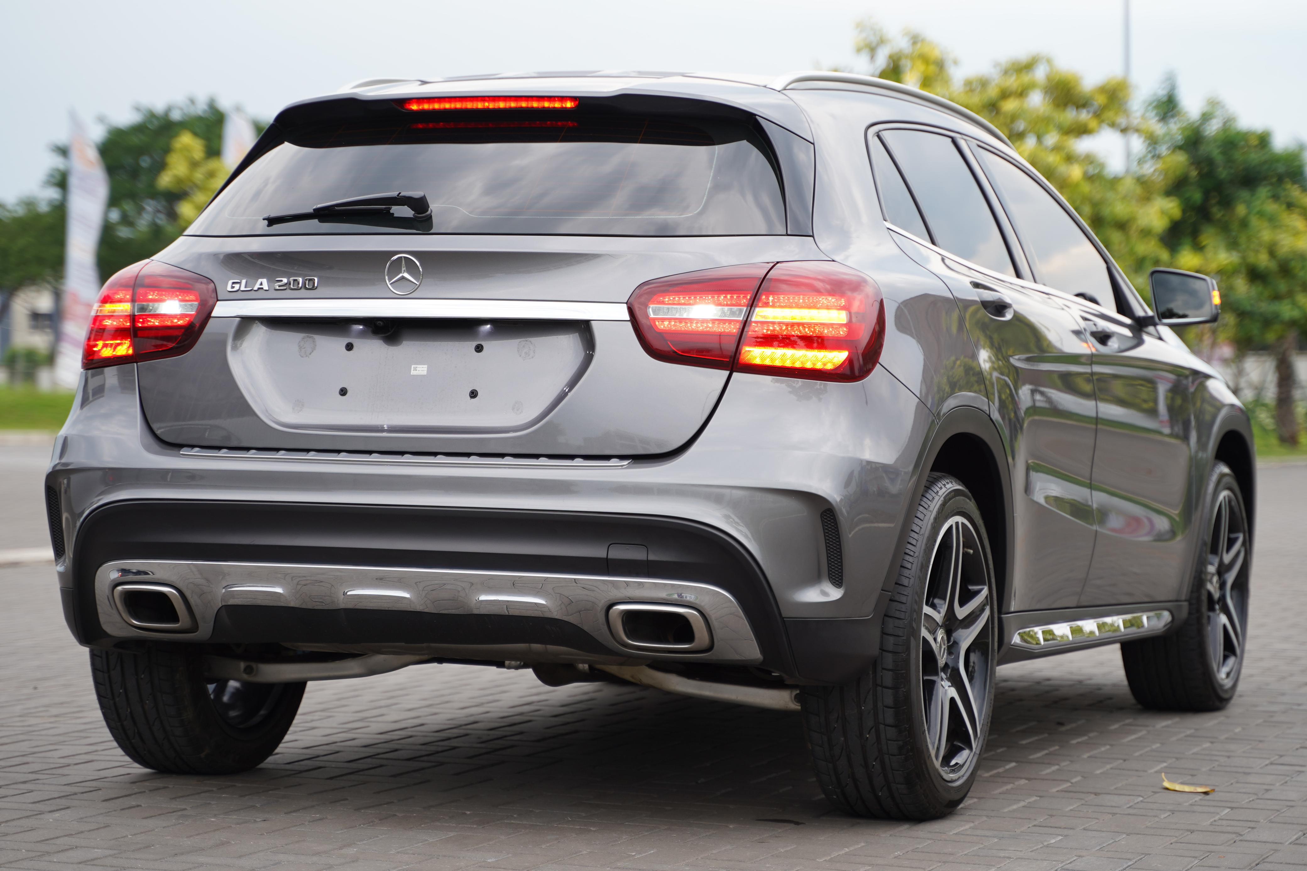 2018 Mercedes Benz GLA 200 AMG 2018 Mercedes Benz GLA 200 AMG