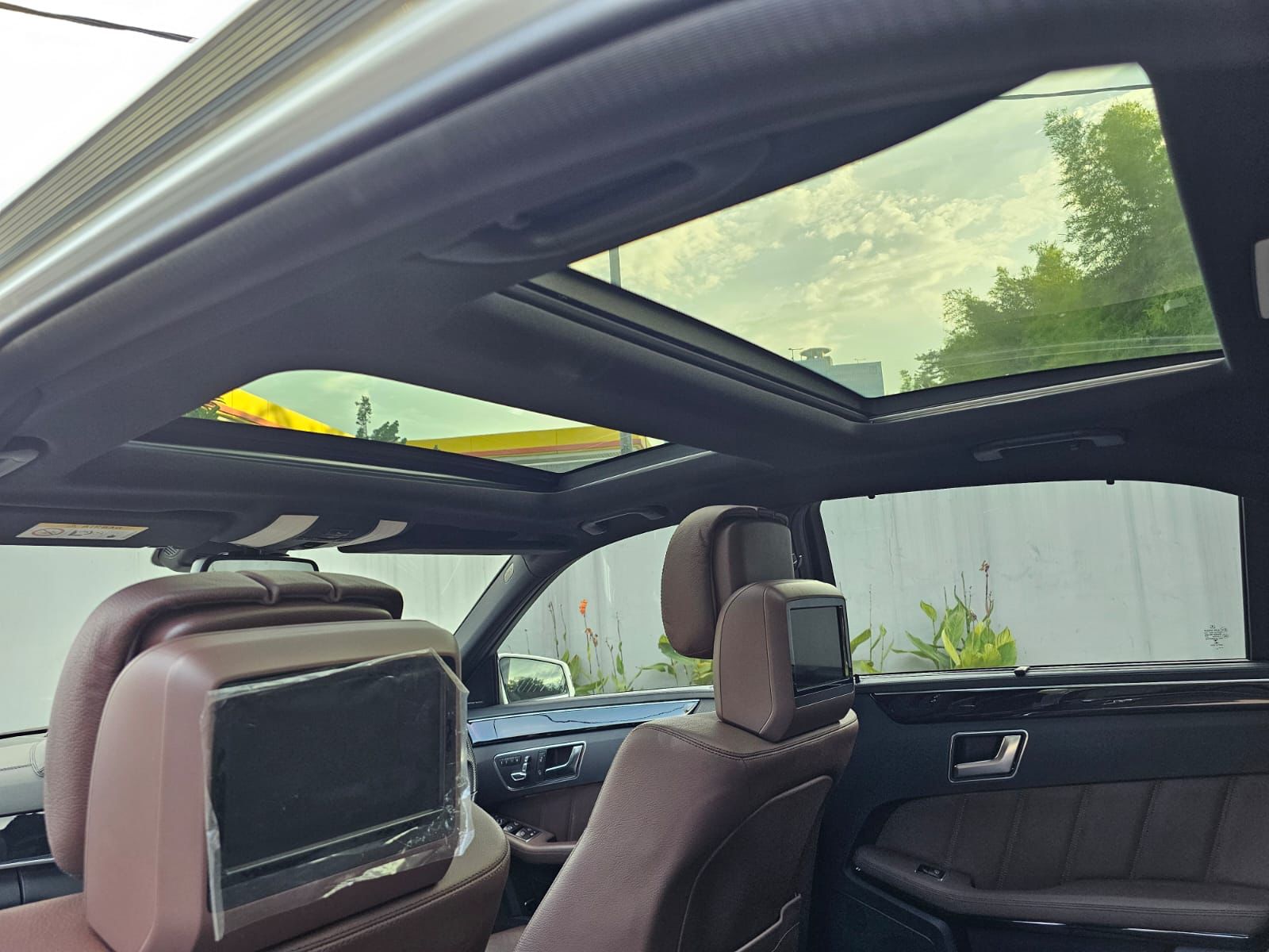 2014 Mercedes Benz E-Class  E CLASS E 400 CKD A/T 2014 Mercedes Benz E-Class  E CLASS E 400 CKD A/T