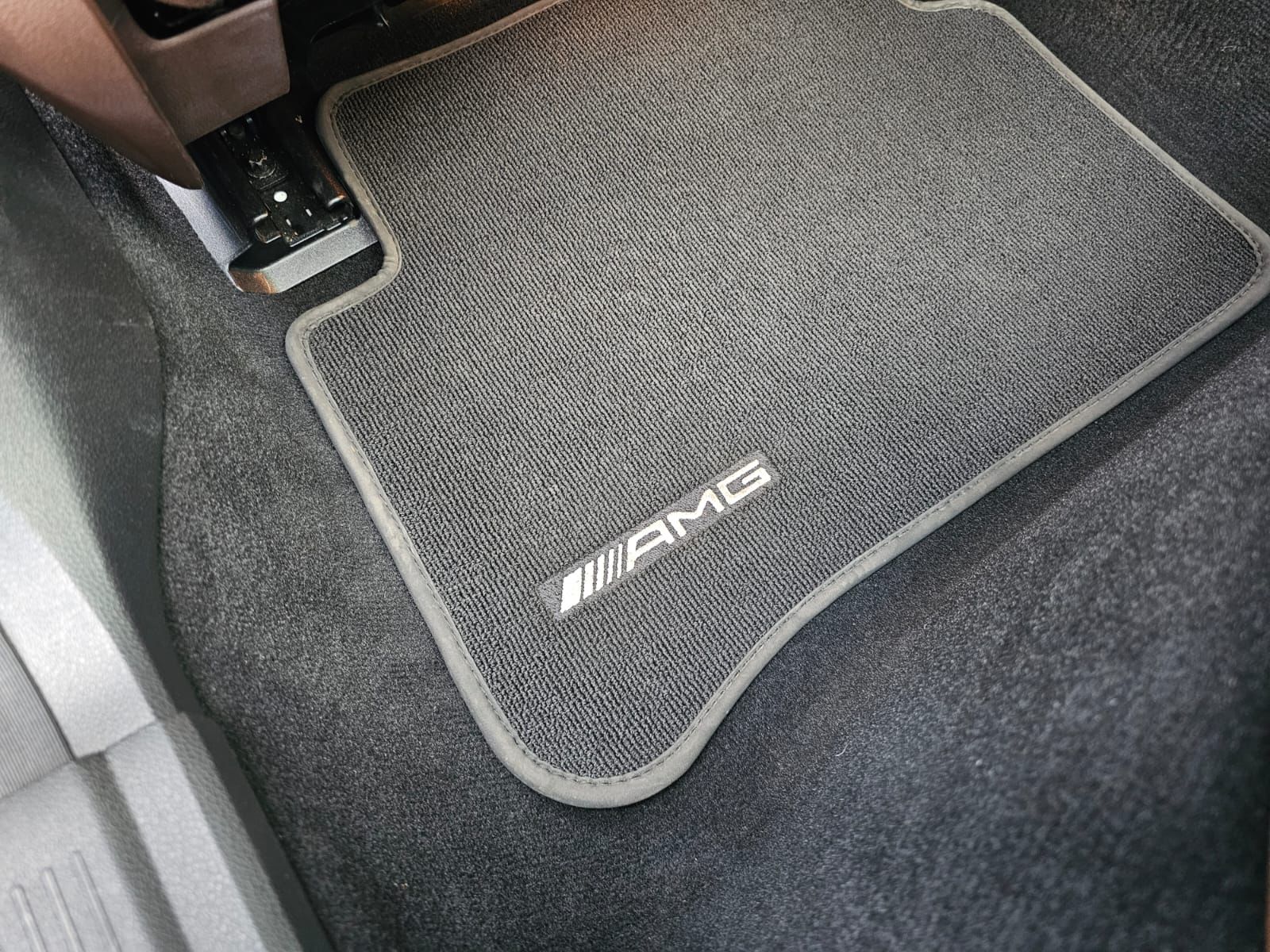 2014 Mercedes Benz E-Class  E CLASS E 400 CKD A/T 2014 Mercedes Benz E-Class  E CLASS E 400 CKD A/T