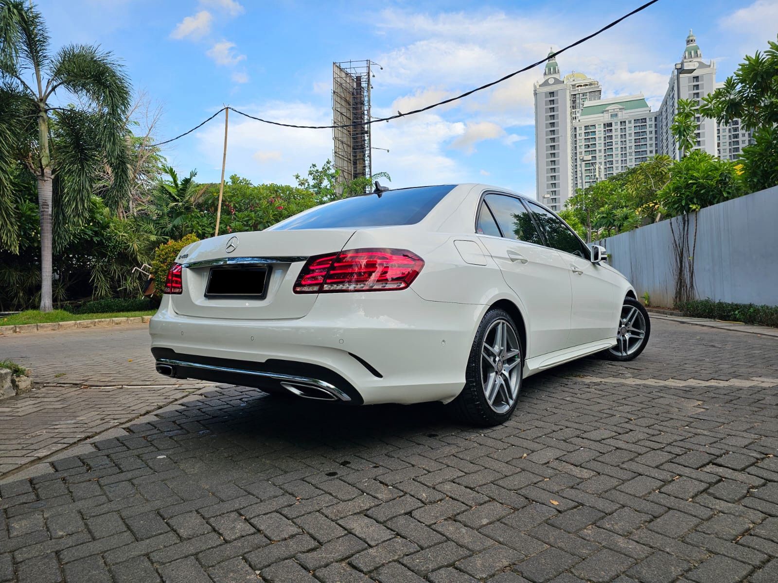 2014 Mercedes Benz E-Class  E CLASS E 400 CKD A/T 2014 Mercedes Benz E-Class  E CLASS E 400 CKD A/T