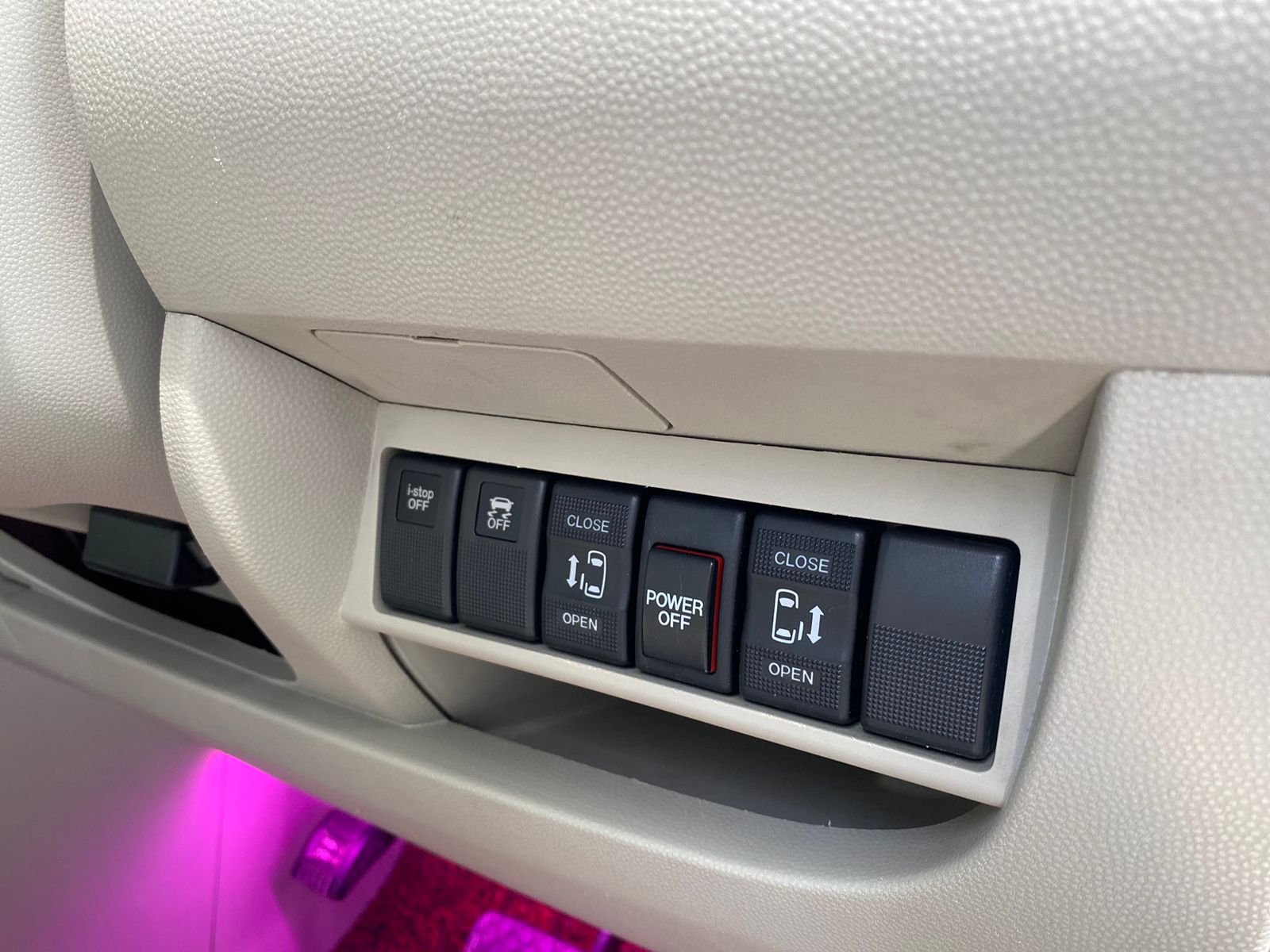 2014 Mazda Biante 2014 Mazda Biante