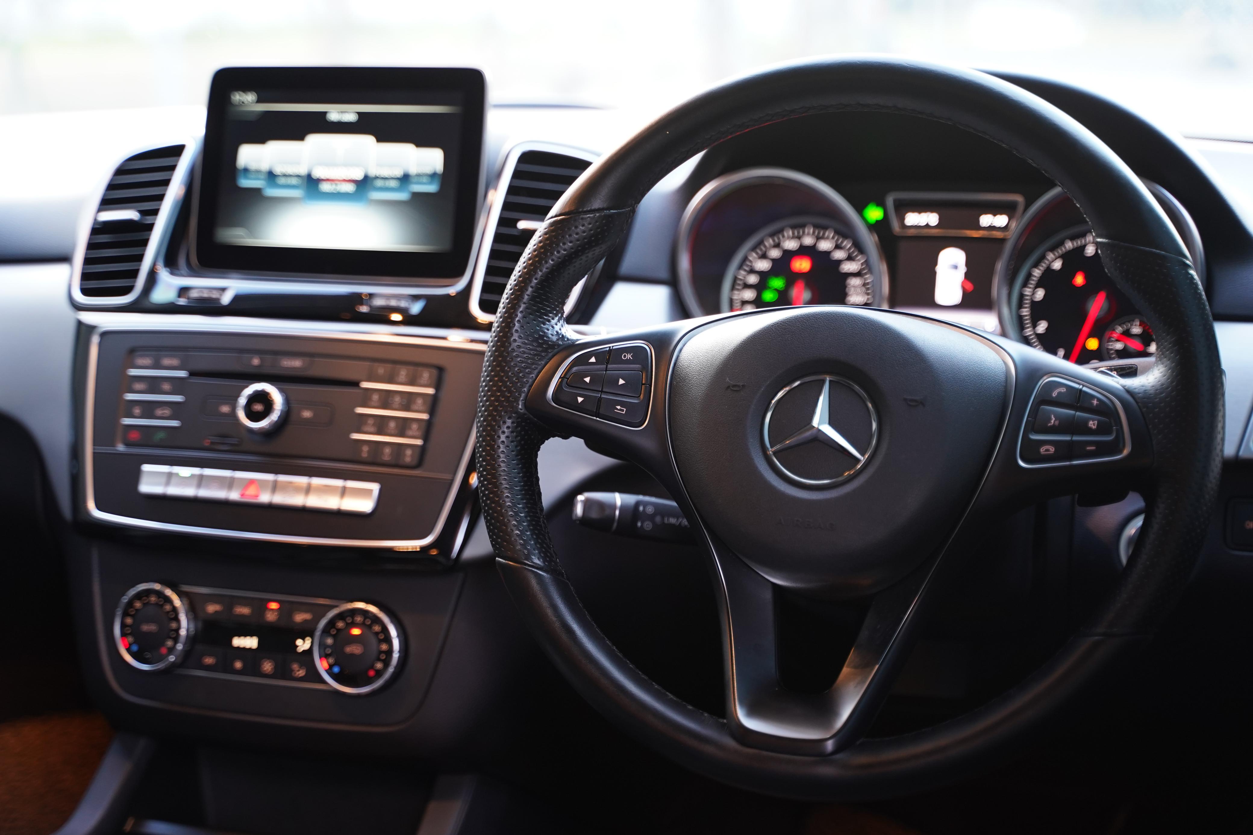 2016 Mercedes Benz GLE-Class  400 AMG Line 2016 Mercedes Benz GLE-Class  400 AMG Line