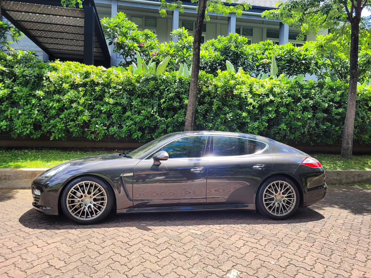 2009 Porsche Panamera Turbo S PDK 2009 Porsche Panamera Turbo S PDK