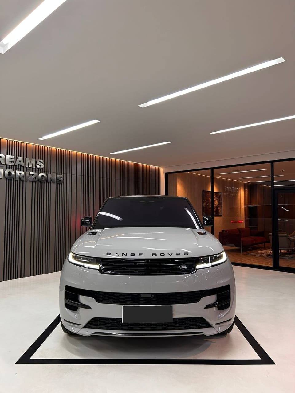 2023 Land Rover Range Rover Sport 3.0 Dynamic SE PHEV 2023 Land Rover Range Rover Sport 3.0 Dynamic SE PHEV