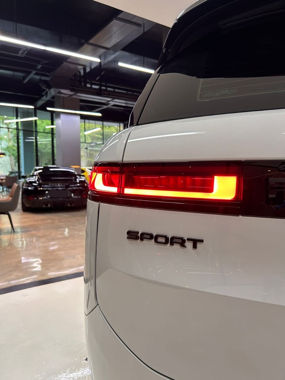 2023 Land Rover Range Rover Sport 3.0 Dynamic SE PHEV 2023 Land Rover Range Rover Sport 3.0 Dynamic SE PHEV