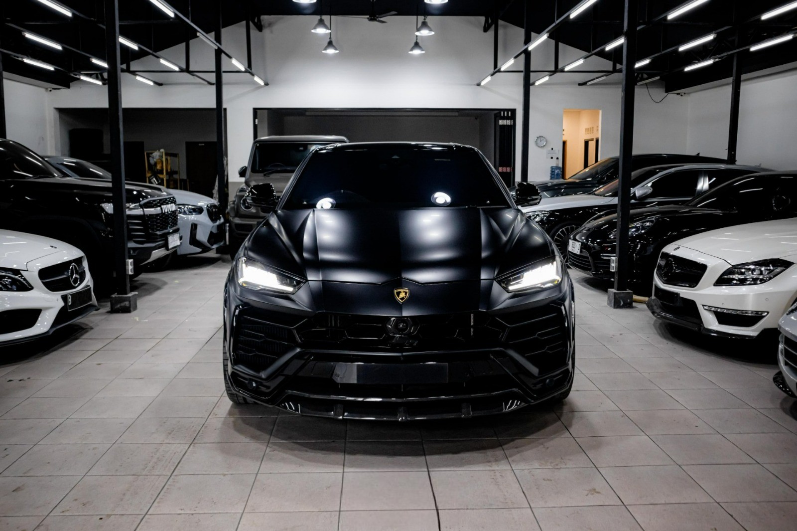 2022 Lamborghini Urus SE 2022 Lamborghini Urus SE