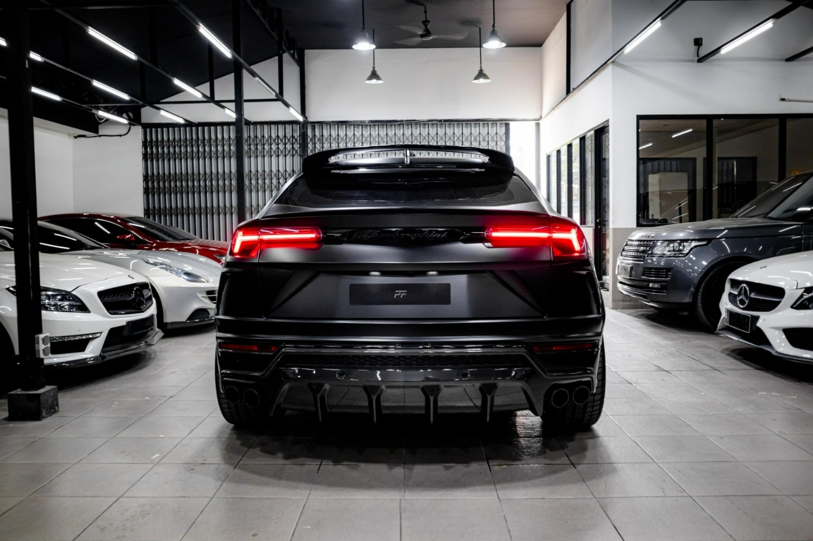 2022 Lamborghini Urus SE 2022 Lamborghini Urus SE