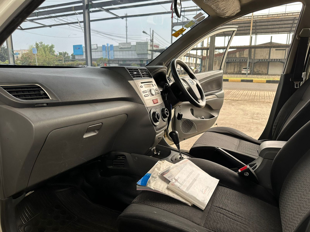 2012 Toyota Avanza Veloz 2012 Toyota Avanza Veloz