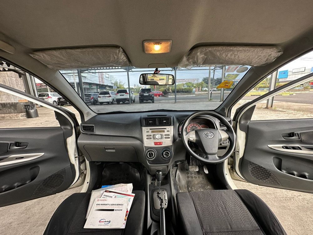 2012 Toyota Avanza Veloz 2012 Toyota Avanza Veloz