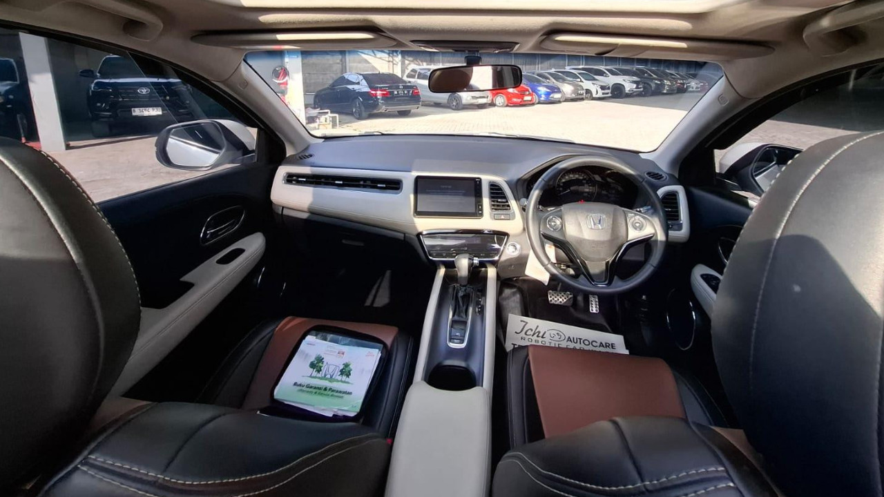 2020 Honda HRV  1.8L Prestige 2020 Honda HRV  1.8L Prestige