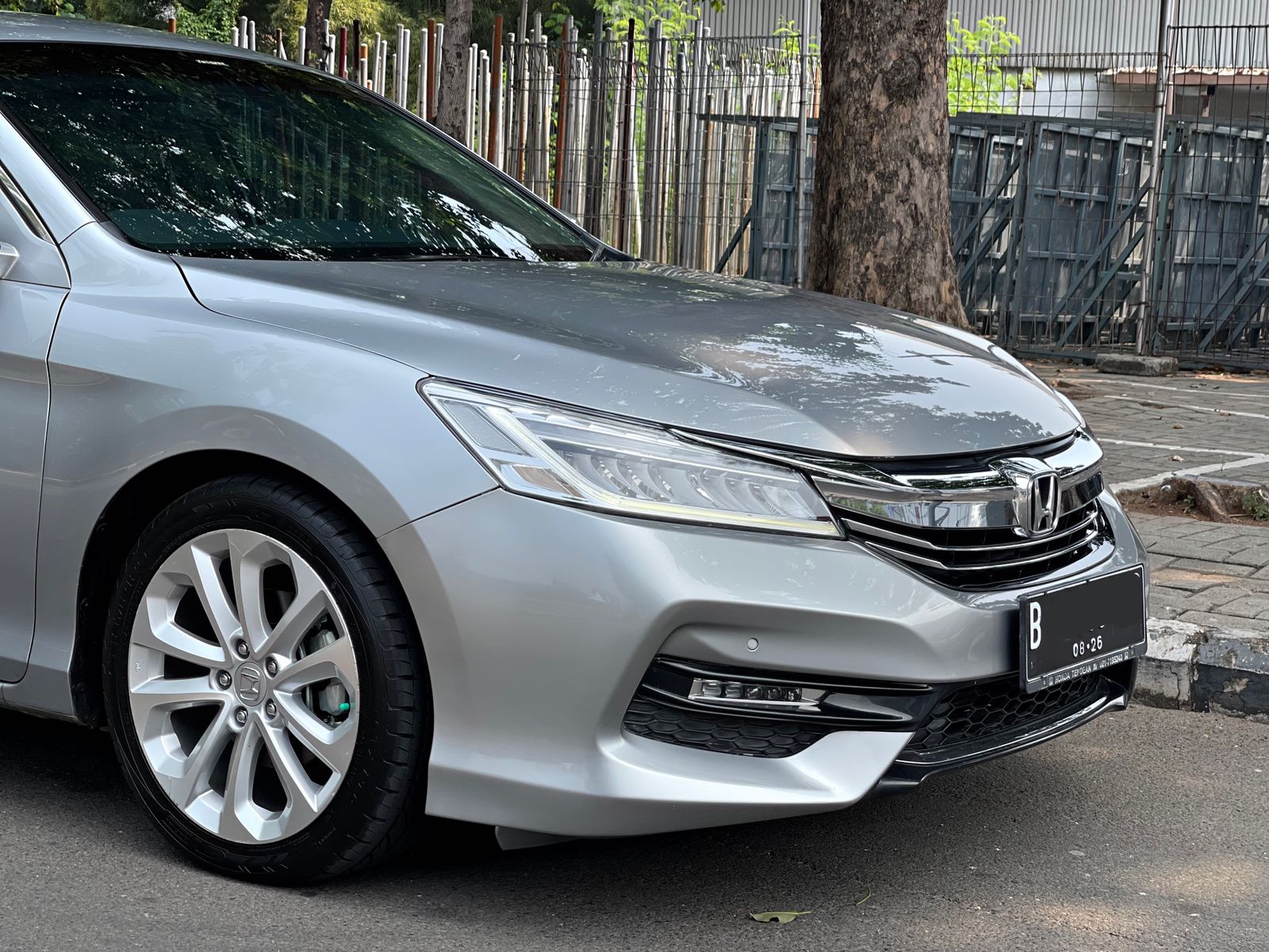 2016 Honda Accord  2.4L VTi-L 2016 Honda Accord  2.4L VTi-L