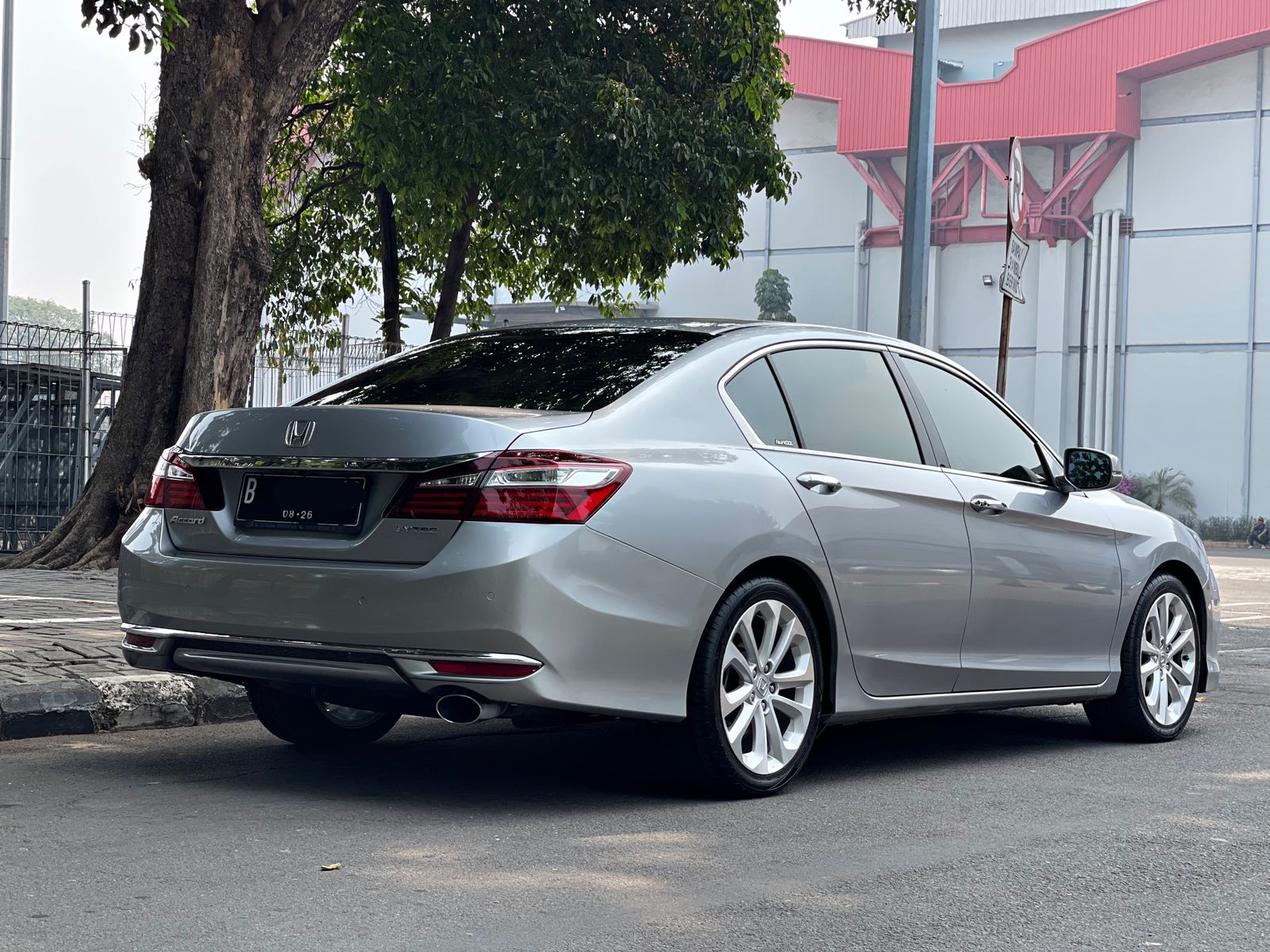 2016 Honda Accord  2.4L VTi-L 2016 Honda Accord  2.4L VTi-L