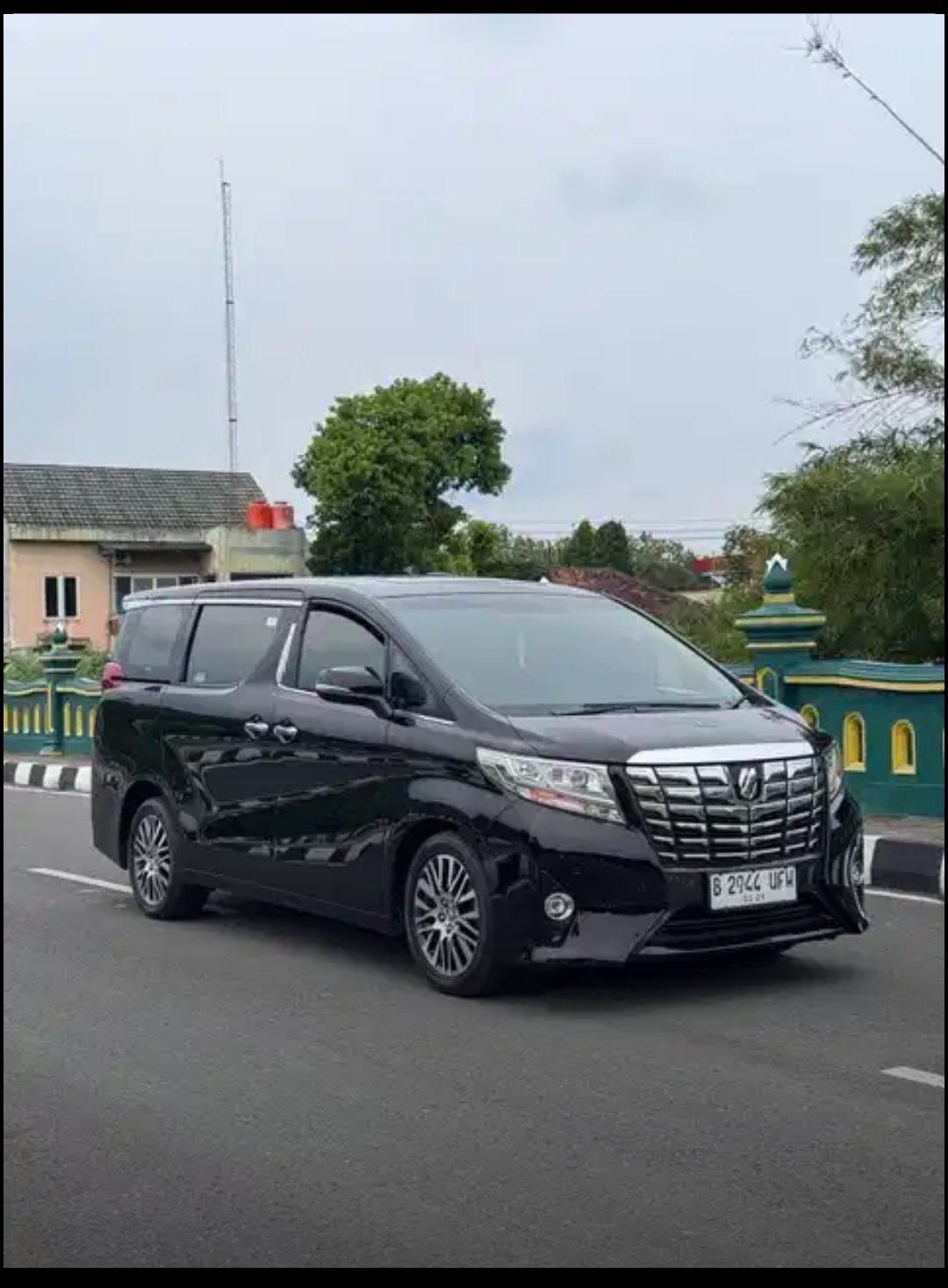 2018 Toyota Alphard  2.5 G A/T 2018 Toyota Alphard  2.5 G A/T