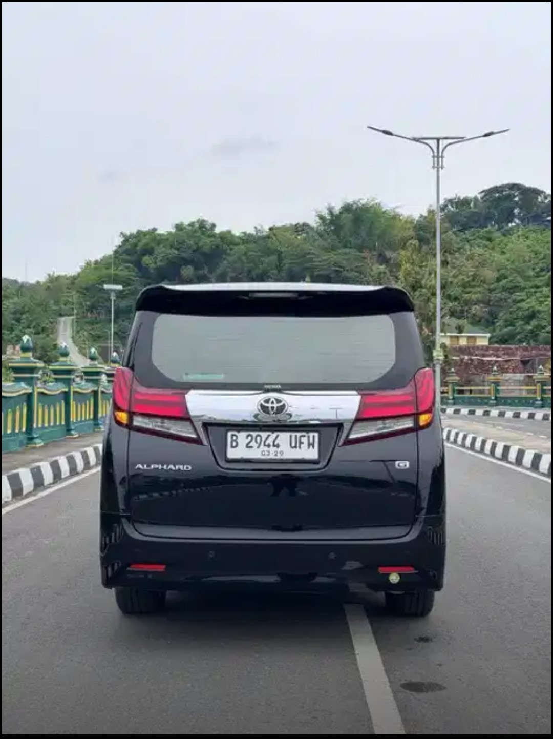 2018 Toyota Alphard  2.5 G A/T 2018 Toyota Alphard  2.5 G A/T
