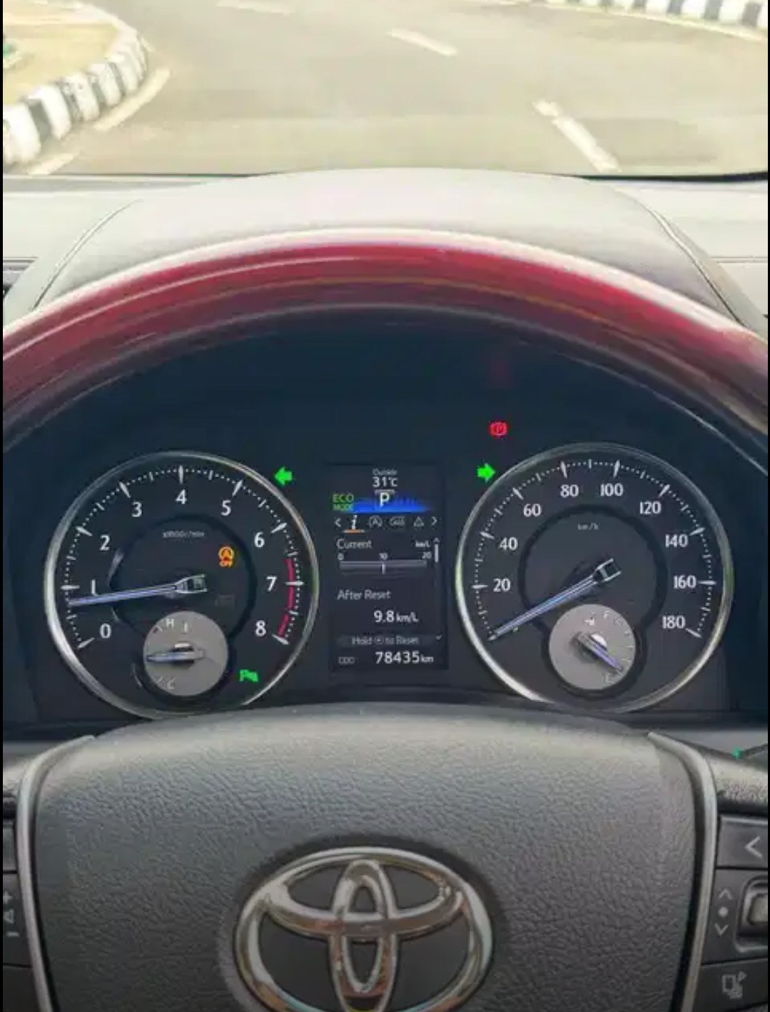 2018 Toyota Alphard  2.5 G A/T 2018 Toyota Alphard  2.5 G A/T