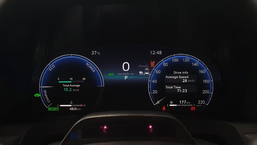 2024 Toyota Alphard Hybrid 2024 Toyota Alphard Hybrid