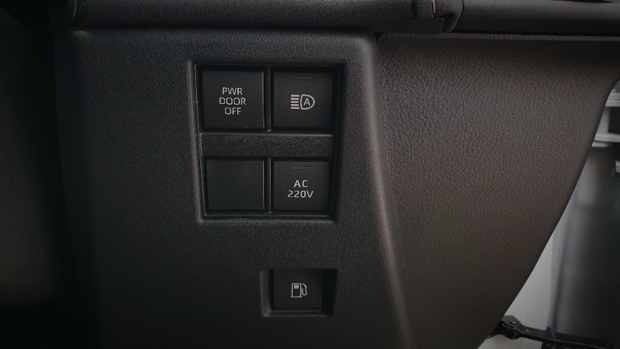 2024 Toyota Alphard Hybrid 2024 Toyota Alphard Hybrid