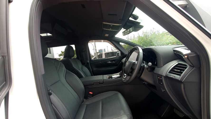 2024 Toyota Alphard Hybrid 2024 Toyota Alphard Hybrid